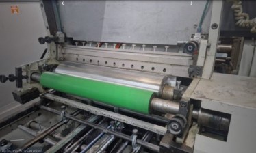 Gluing machine